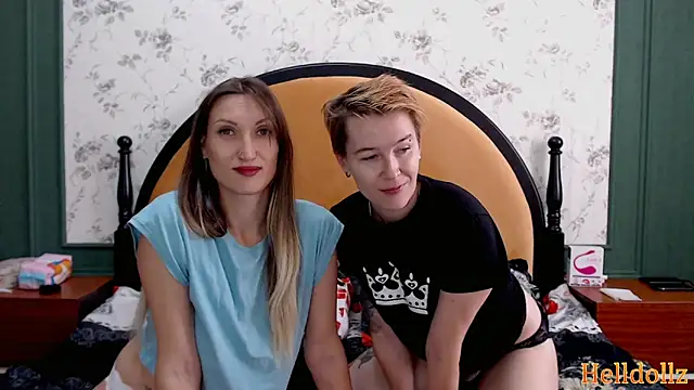 Helldollz online show from 10/16/25, 08:04