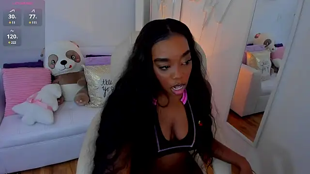 Snapshot of zobe_love chatting on 01/11/25, 02:09 zobe love online show from 01/11/25, 02:09
