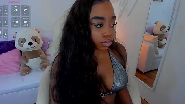 Snapshot of zobe_love chatting on 03/14/25, 07:44 zobe love online show from 03/14/25, 07:44