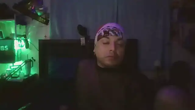 Snapshot of Gabbana143 chatting on 12/01/25, 04:17 Gabbana143 online show from 12/01/25, 04:17