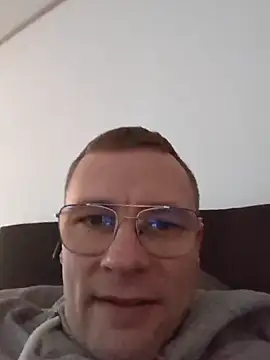 buchr1 online show from 11/21/25, 11:31