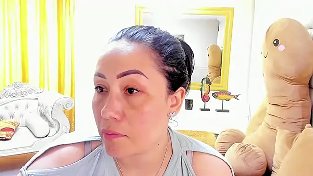 gaby trent online show from 12/31/24, 03:31