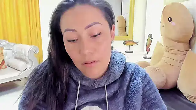 gaby trent online show from 02/03/25, 04:52