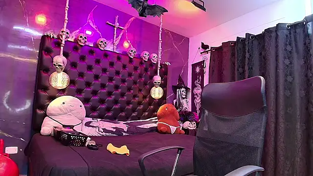 AlexHoe  online show from 01/18/25, 12:46