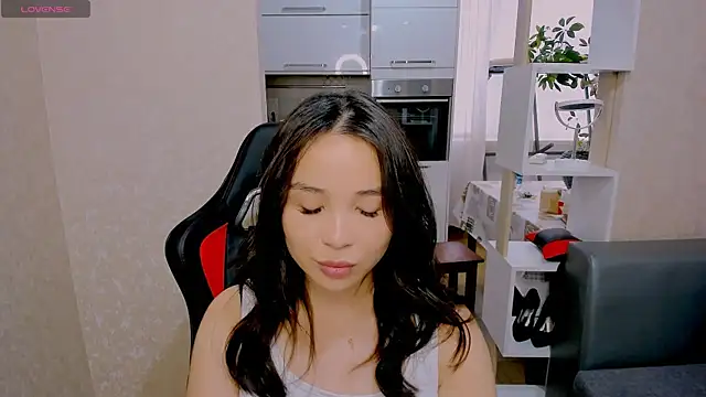 Snapshot of AyaMoon chatting on 09/29/25, 04:39 AyaMoon online show from 09/29/25, 04:39