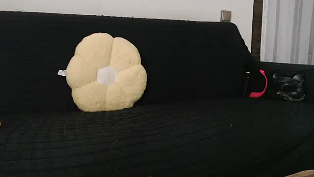 Snapshot of AfroditSerra chatting on 11/02/25, 10:50 AfroditSerra online show from 11/02/25, 10:50