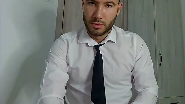 Snapshot of Justynn1 chatting on 01/28/25, 07:11 Justynn1 online show from 01/28/25, 07:11