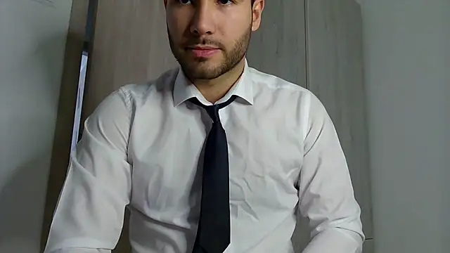 Snapshot of Justynn1 chatting on 02/11/25, 06:08 Justynn1 online show from 02/11/25, 06:08