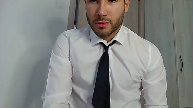 Snapshot of Justynn1 chatting on 03/13/25, 06:58 Justynn1 online show from 03/13/25, 06:58