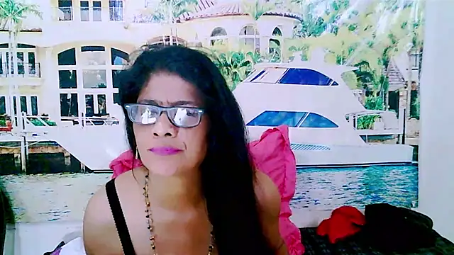 Snapshot of IndianAllure chatting on 01/16/25, 08:54 IndianAllure online show from 01/16/25, 08:54
