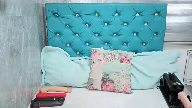 Snapshot of MAARYMOON chatting on 01/21/25, 02:15 MAARYMOON online show from 01/21/25, 02:15