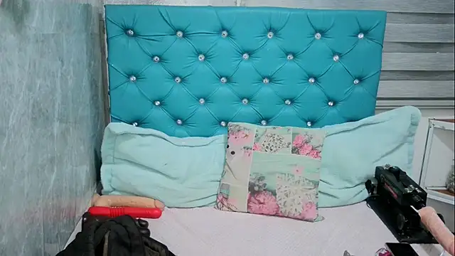 Snapshot of MAARYMOON chatting on 02/21/25, 11:11 MAARYMOON online show from 02/21/25, 11:11