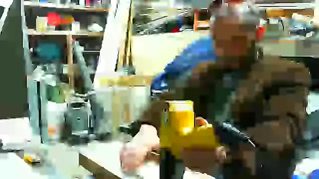 Snapshot of Sitonmyface2020@xh chatting on 02/11/25, 05:58 Sitonmyface2020xh online show from 02/11/25, 05:58