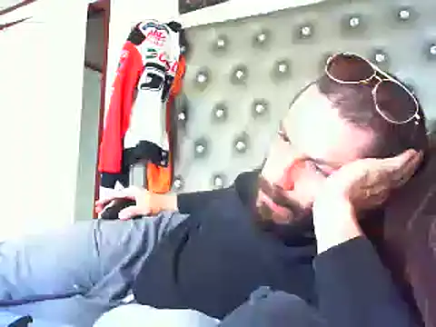Snapshot of Sitonmyface2020@xh chatting on 03/05/25, 06:45 Sitonmyface2020xh online show from 03/05/25, 06:45