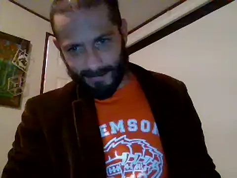 Snapshot of Sitonmyface2020@xh chatting on 03/10/25, 06:49 Sitonmyface2020xh online show from 03/10/25, 06:49