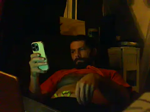 Snapshot of Sitonmyface2020@xh chatting on 09/27/25, 01:43 Sitonmyface2020xh online show from 09/27/25, 01:43