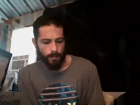 Snapshot of Sitonmyface2020@xh chatting on 09/30/25, 04:12 Sitonmyface2020xh online show from 09/30/25, 04:12