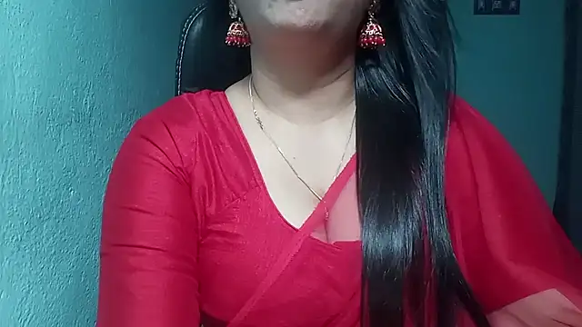 Snapshot of YourModhu chatting on 10/18/25, 05:35 YourModhu online show from 10/18/25, 05:35