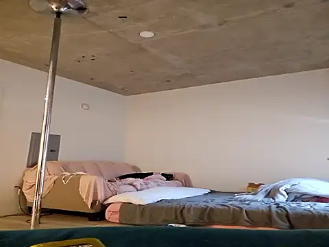 Snapshot of NikiFm chatting on 11/14/25, 08:18 NikiFm online show from 11/14/25, 08:18