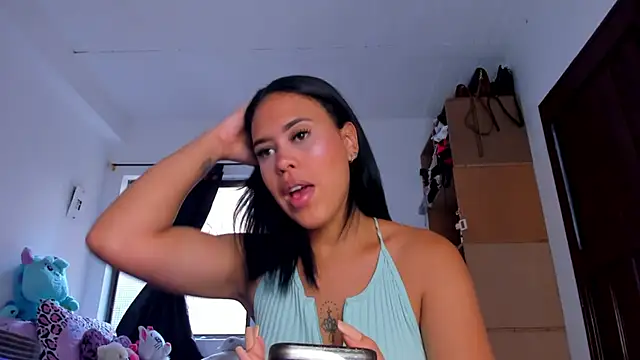 AlondraDiossa03 online show from 10/22/25, 05:45