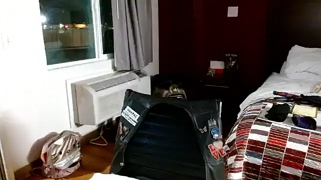 mycock2474u online show from 11/06/25, 06:36