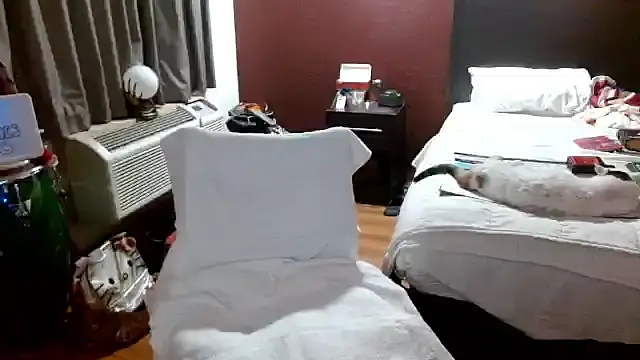 mycock2474u online show from 11/15/25, 11:07