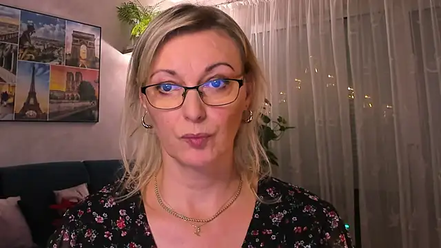 vanessa chat online show from 01/02/25, 06:12