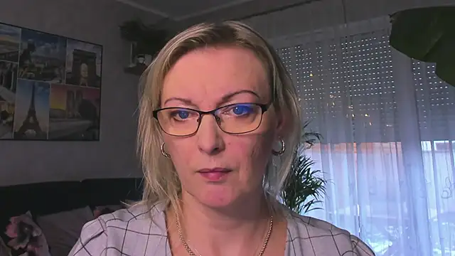 vanessa chat online show from 01/13/25, 02:21