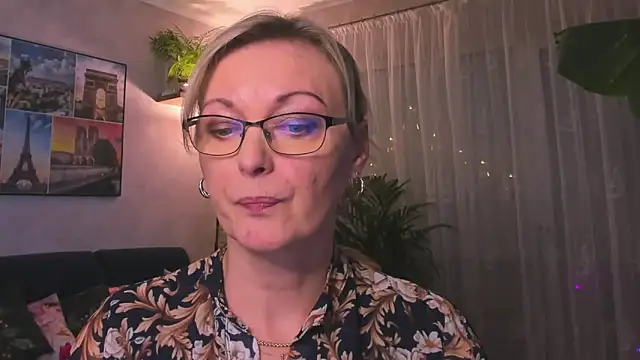 vanessa chat online show from 01/20/25, 05:48