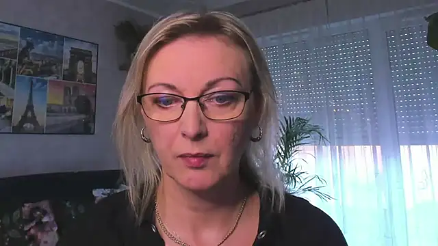 vanessa chat online show from 01/22/25, 02:24