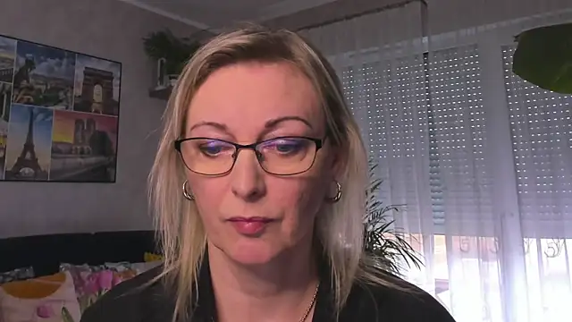 vanessa chat online show from 02/02/25, 02:24