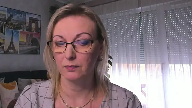 vanessa chat online show from 02/26/25, 02:25