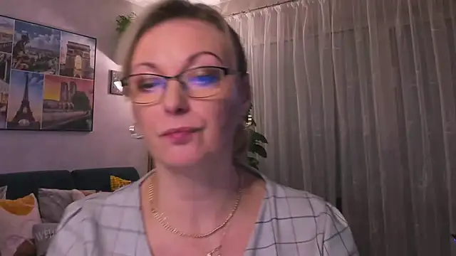 vanessa chat online show from 02/26/25, 08:44