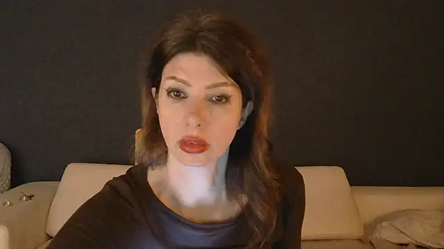 WhiteQueen888 online show from 10/20/25, 02:12