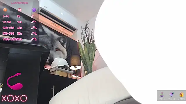 Snapshot of randyluke chatting on 09/17/25, 05:14 randyluke online show from 09/17/25, 05:14