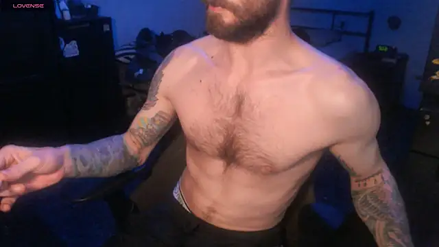 SexxxyLouis online show from 10/21/25, 09:32