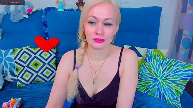 EllenMoore online show from 01/09/25, 02:33