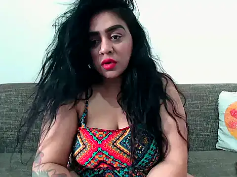 indianishkq7 online show from 10/12/25, 09:52