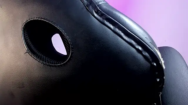 Ellie Alves online show from 10/14/25, 12:28