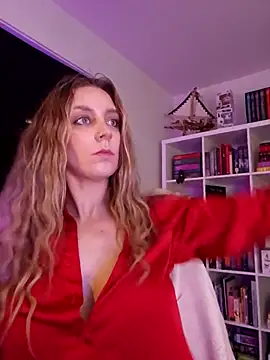 LilyOrion online show from 11/05/25, 02:44