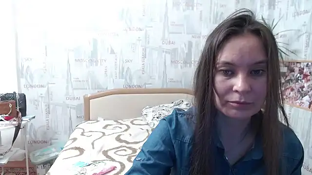 GinaQSoul online show from 10/12/25, 03:44