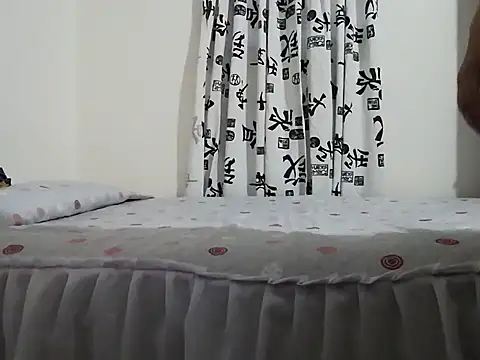 mari657 online show from 12/02/24, 08:33