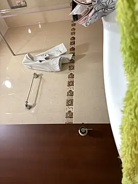 Snapshot of Fancyxlove chatting on 12/20/24, 12:49 Fancyxlove online show from 12/20/24, 12:49