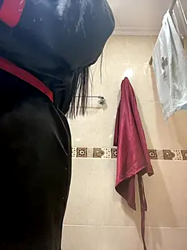 Snapshot of Fancyxlove chatting on 10/24/25, 12:45 Fancyxlove online show from 10/24/25, 12:45