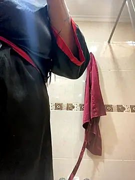 Snapshot of Fancyxlove chatting on 10/29/25, 01:02 Fancyxlove online show from 10/29/25, 01:02