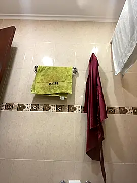 Snapshot of Fancyxlove chatting on 10/30/25, 12:50 Fancyxlove online show from 10/30/25, 12:50