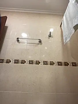 Snapshot of Fancyxlove chatting on 11/13/25, 12:26 Fancyxlove online show from 11/13/25, 12:26