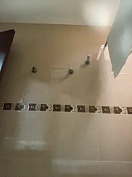 Snapshot of Fancyxlove chatting on 11/17/25, 12:44 Fancyxlove online show from 11/17/25, 12:44