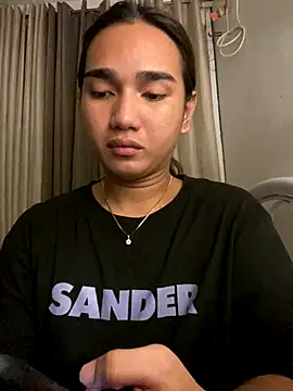 CasandraDiaz online show from 11/20/25, 06:02