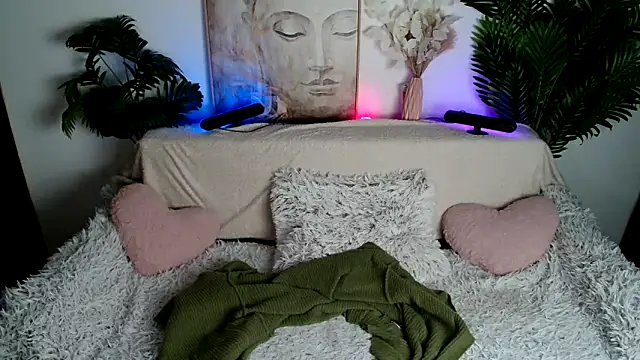 Snapshot of SEXY-GODDESabrina chatting on 12/10/24, 12:39 SEXY-GODDESabrina online show from 12/10/24, 12:39